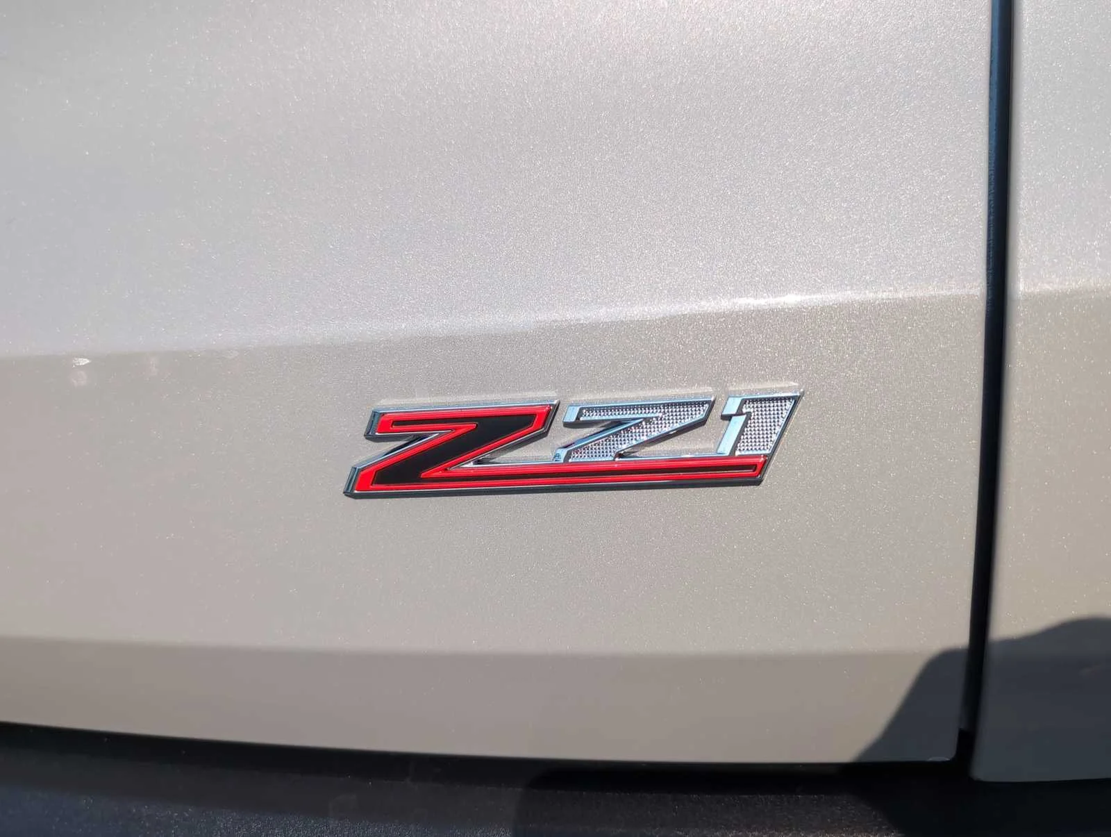 2027 Chevrolet Traverse Z71 - Photo 32