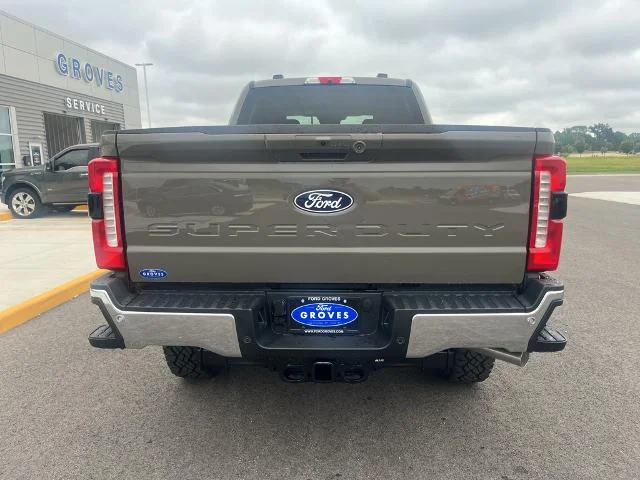 New 2027 Marsh Gray Metallic Ford F-250® XLT image 5