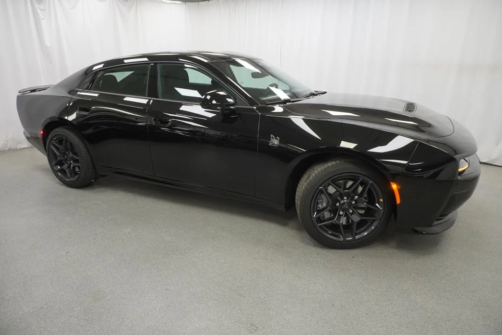 New 2026 Diamond Black Crystal Pearlcoat Dodge Scat Pack image 9