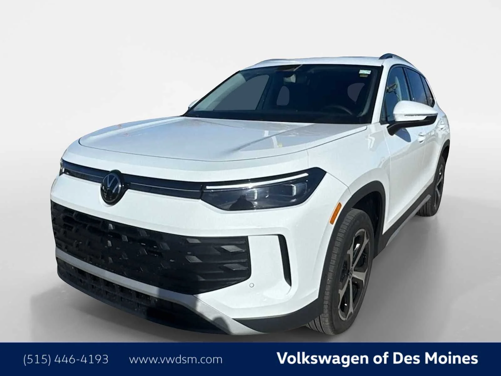 New 2026 Pure White Volkswagen SE image 1