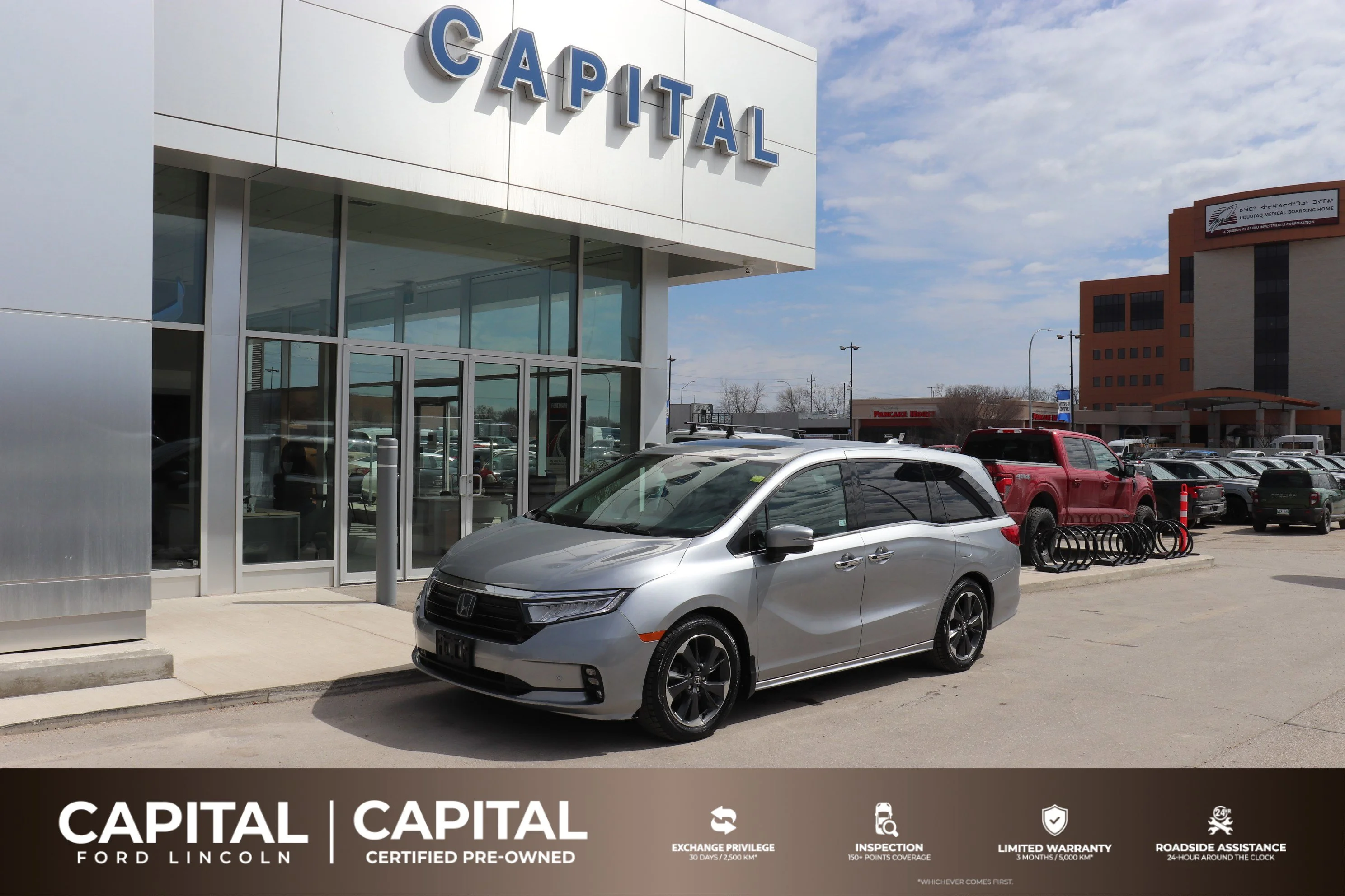 Certified Used 2022 Lunar Silver Metallic Honda Touring image 1