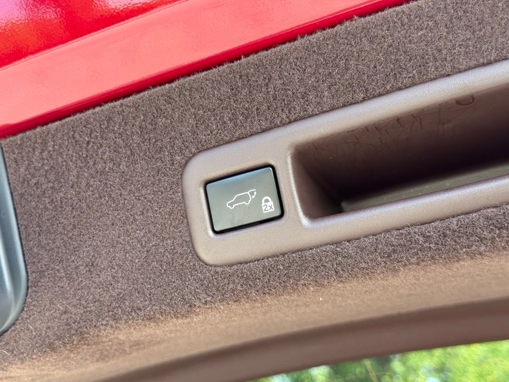 Used 2017 Red Lexus 350 image 18