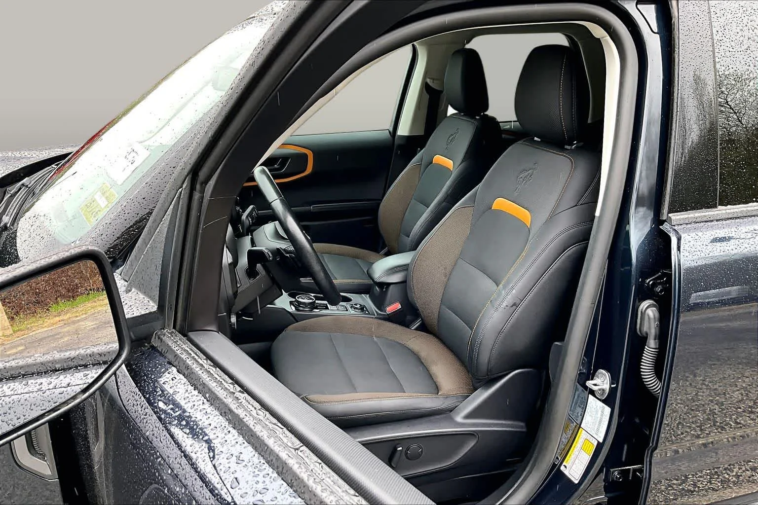 Used 2023 Alto Blue Metallic Tinted Clearcoat Ford Badlands image 13