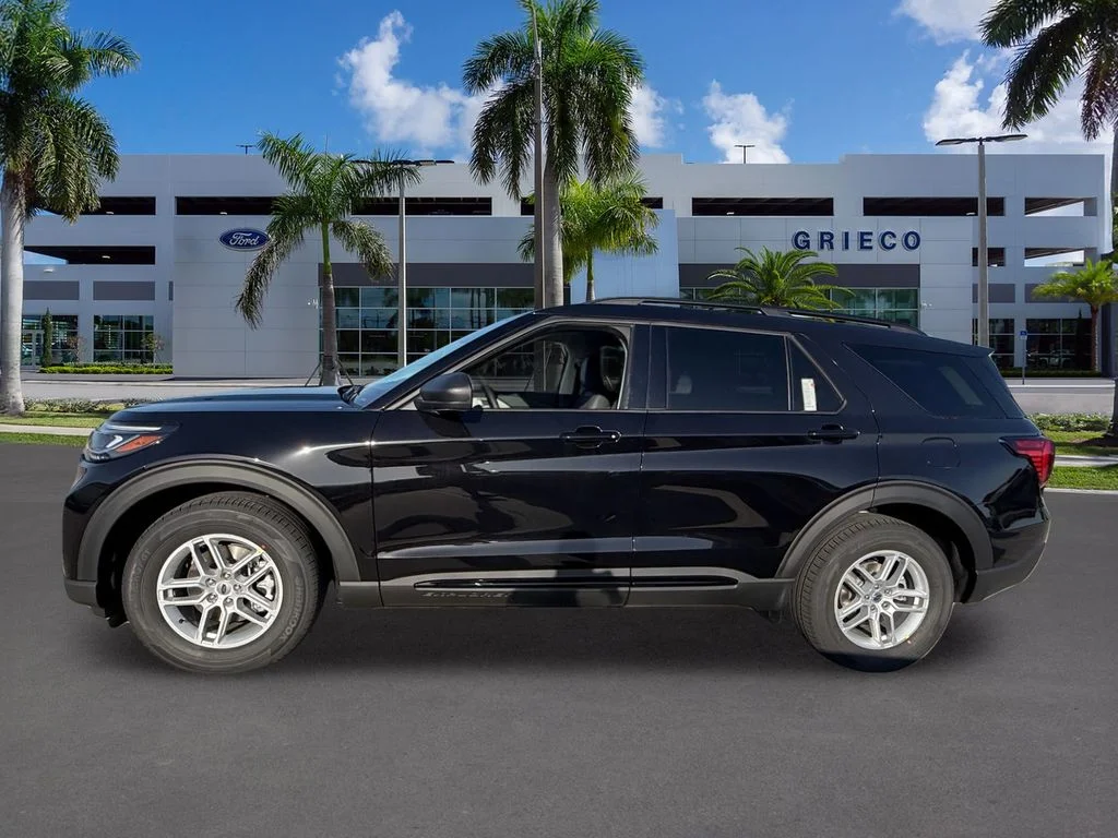 New 2026 Agate Black Metallic Ford Active image 4