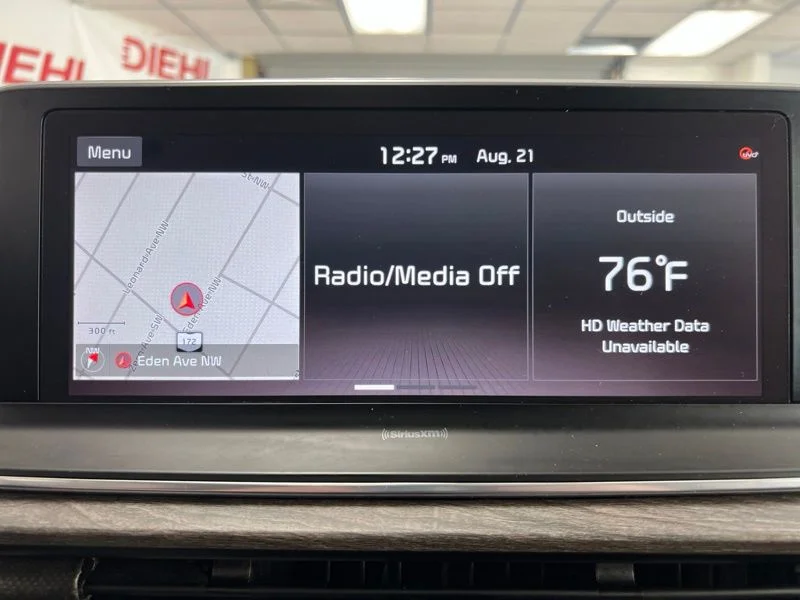 Used 2020 White Kia EX image 30