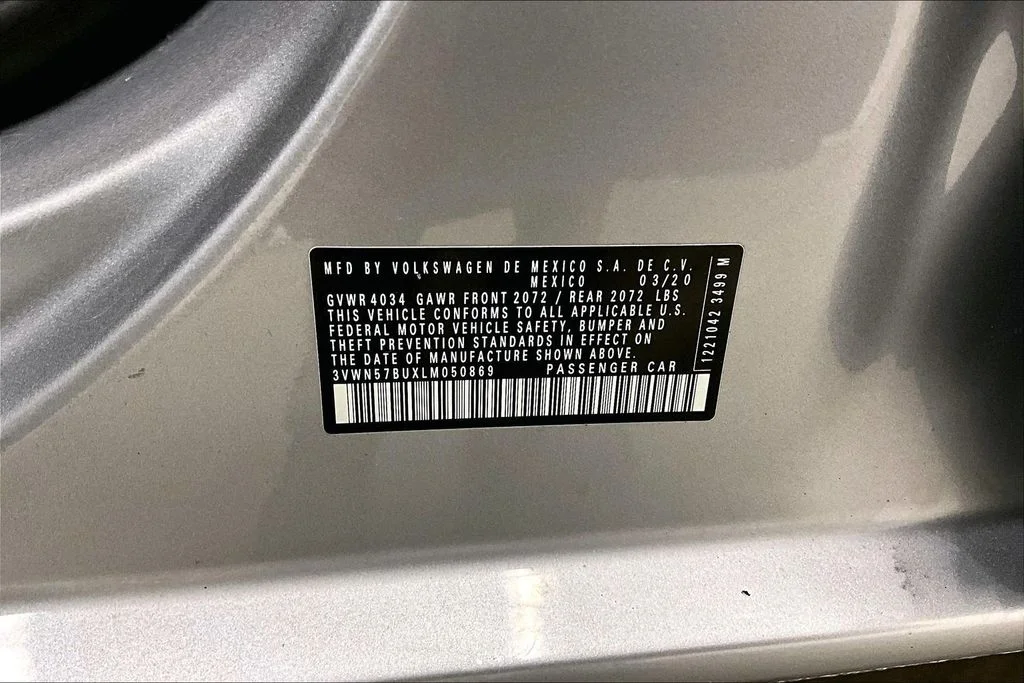 Used 2020 Silver Volkswagen 1.4T S image 19