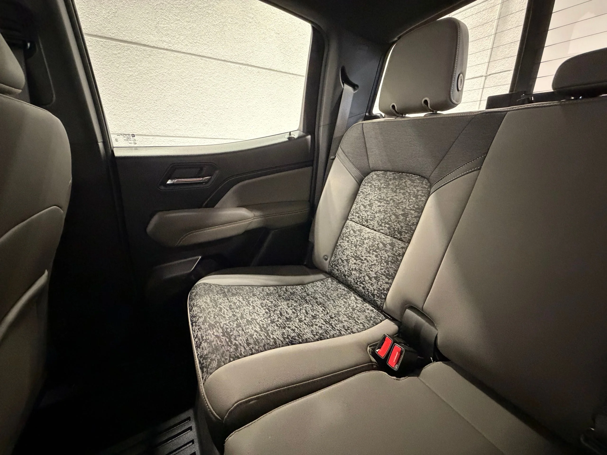 Used 2024 White Chevrolet ZR2 image 35