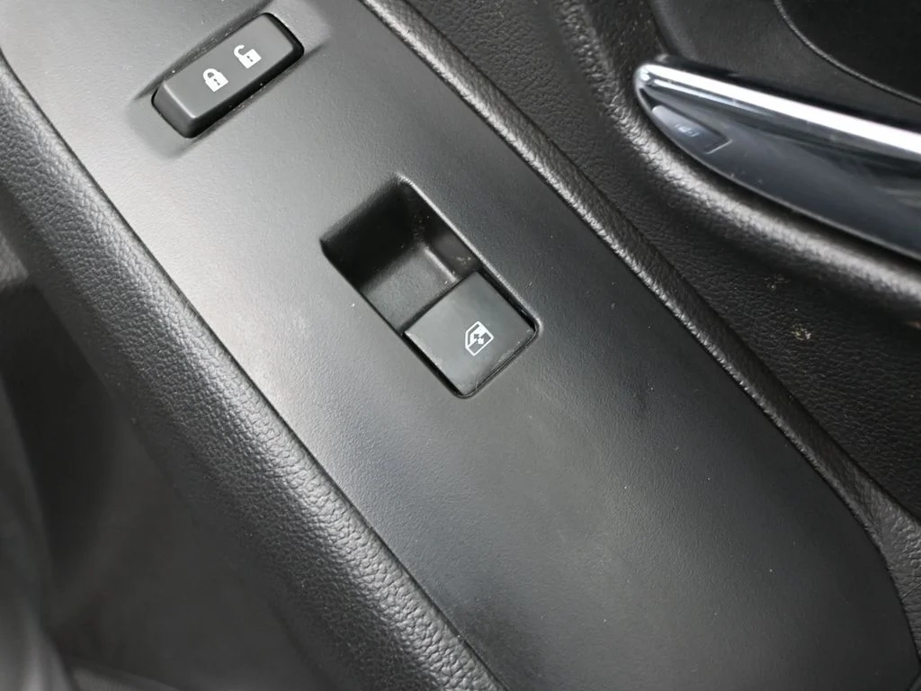 Used 2020 Black Chevrolet LT image 40