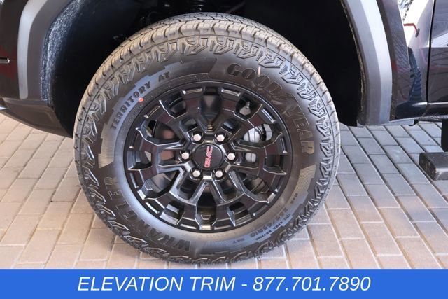 New 2026 Onyx Black GMC Elevation image 12