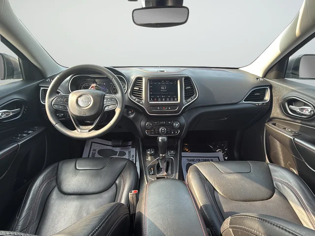 Used 2021 White Jeep Trailhawk image 21