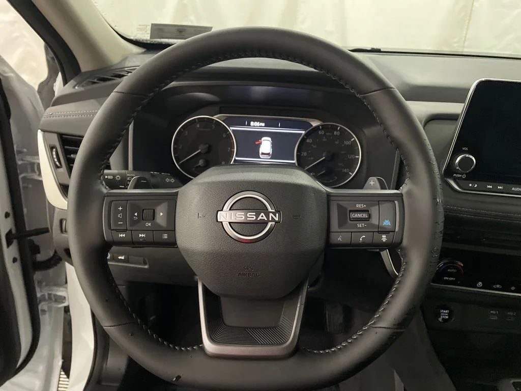 New 2026 Everest White Pearl TriCoat Nissan SV image 14