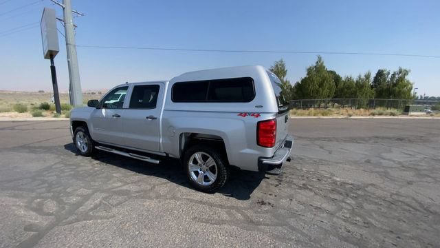 Used 2018 SILVER ICE METALLIC Chevrolet Custom image 6