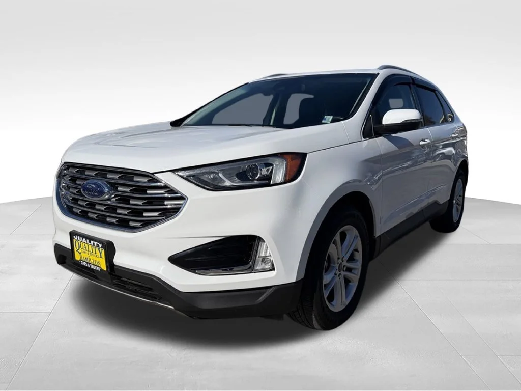 Used 2020 White Ford SEL image 1