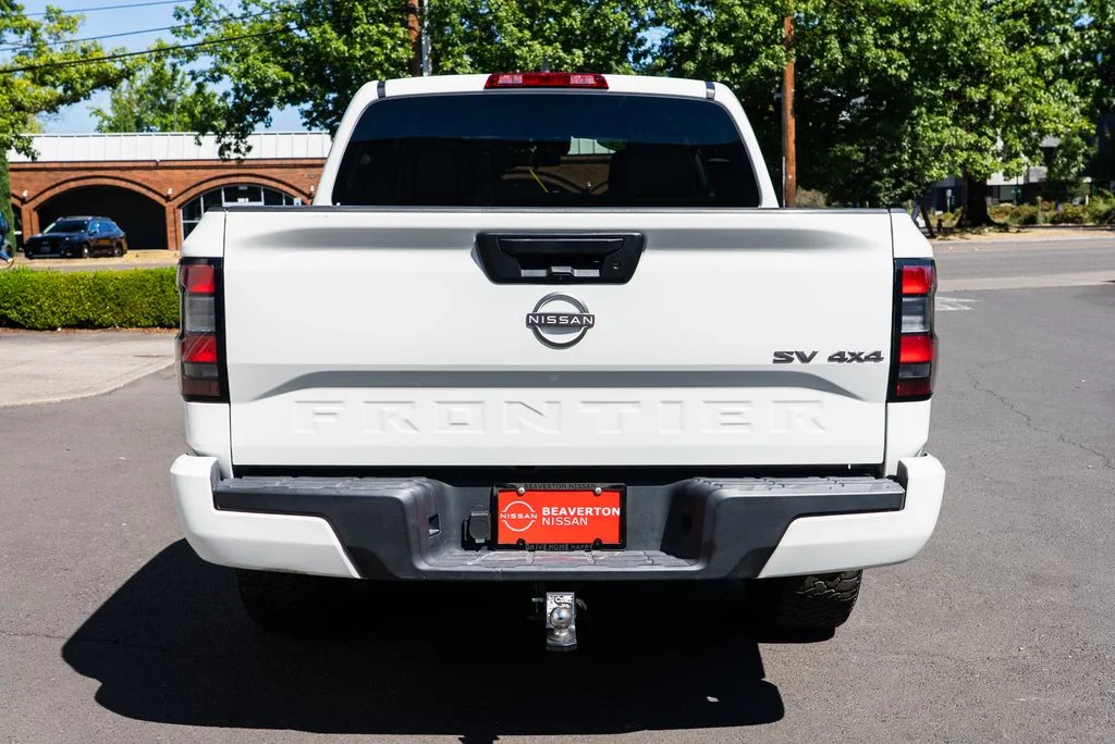 Used 2023 White Nissan SV image 5