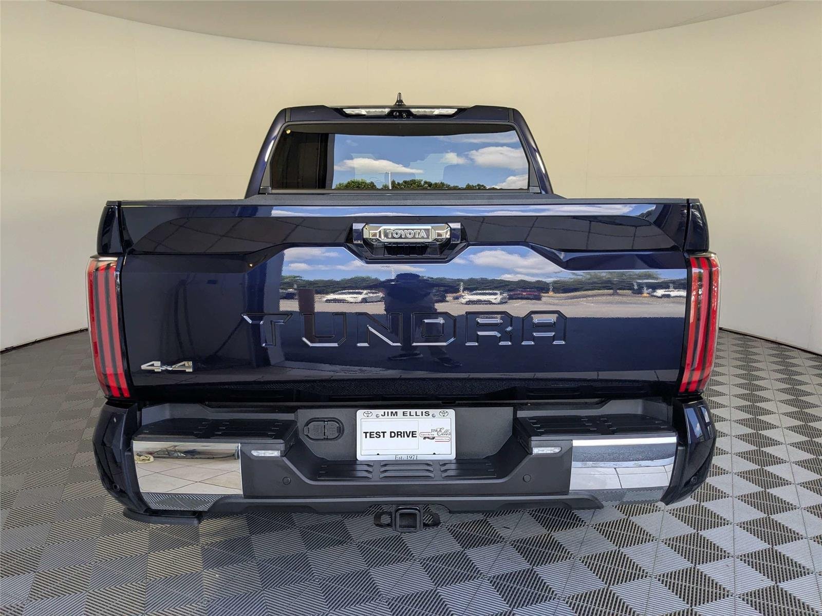 2024 Toyota Tundra 1794 Edition - Photo 6