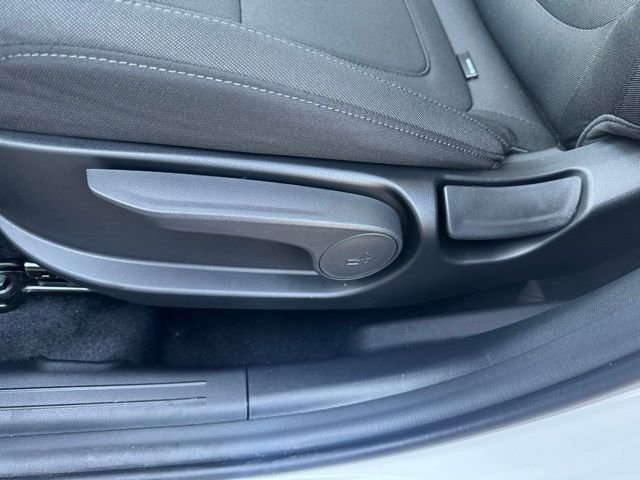 New 2026 White Pearl Hyundai SE FWD image 25
