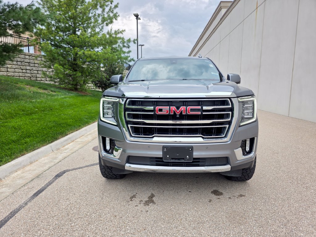 Used 2021 GMC Yukon SLT with VIN 1GKS2BKT3MR425692 for sale in Kansas City