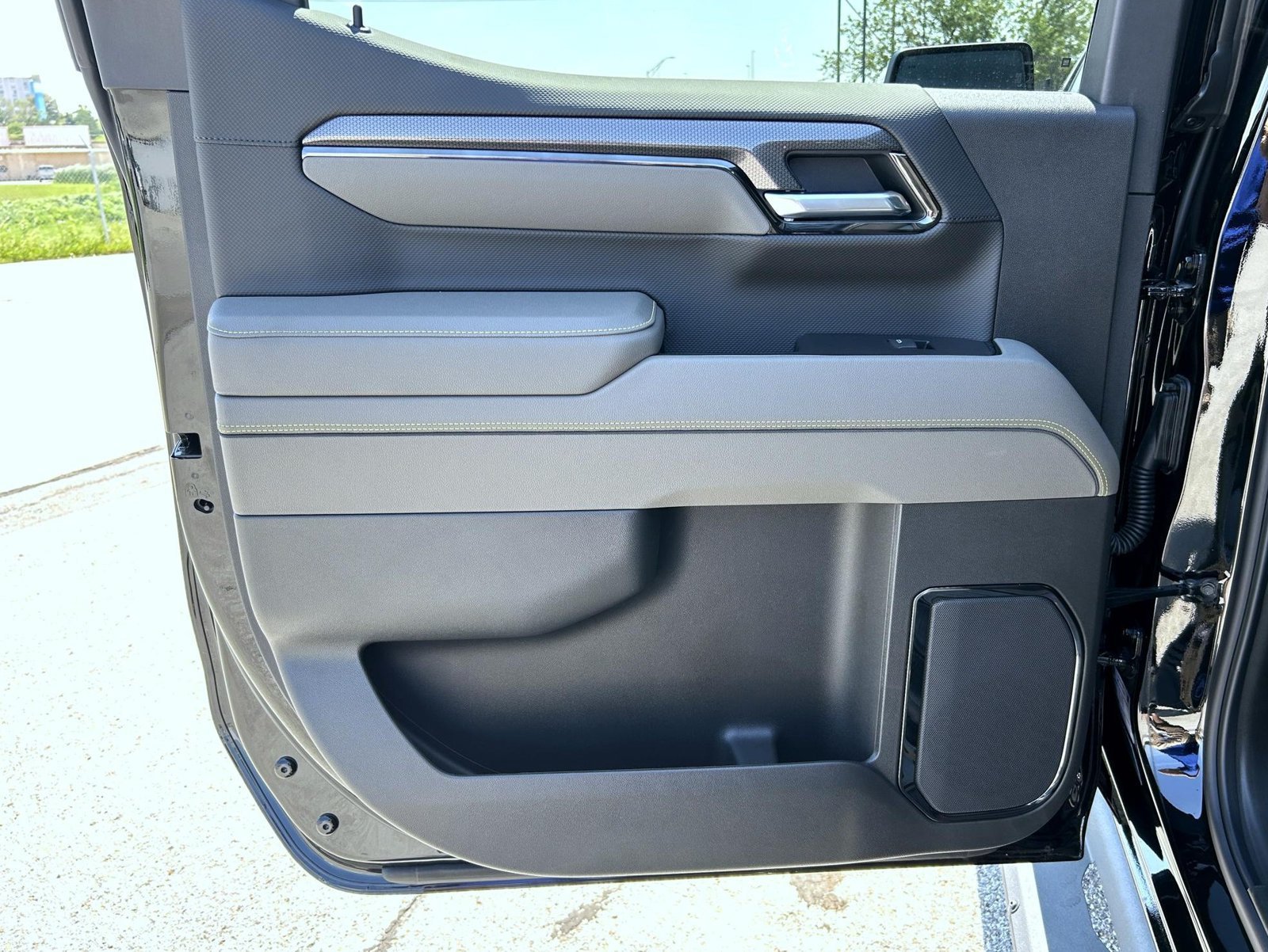 2026 Chevrolet Silverado 1500 ZR2 - Photo 17