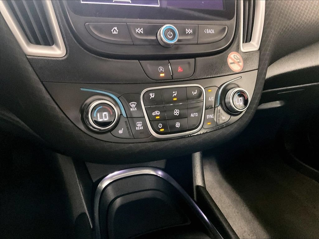 Used 2023 RIVERSIDE BLUE METALLIC Chevrolet LT image 26
