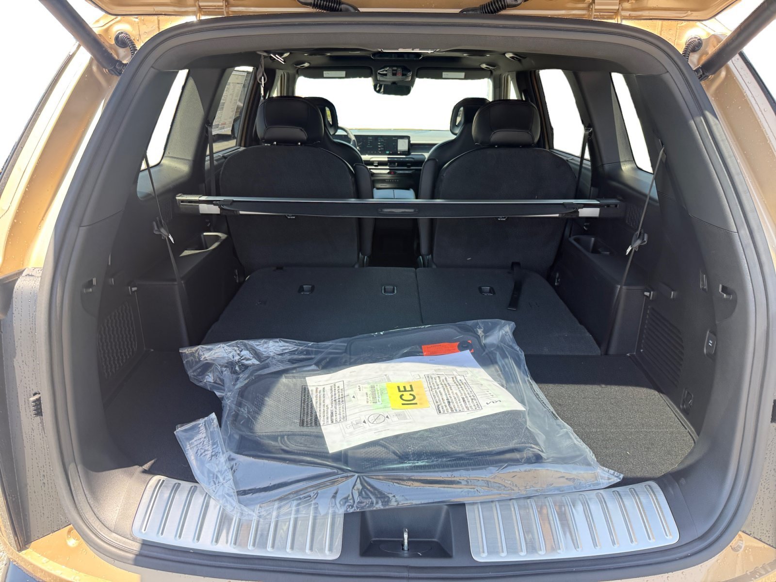 New 2027 Terrain Brown Kia X-Line SX image 17