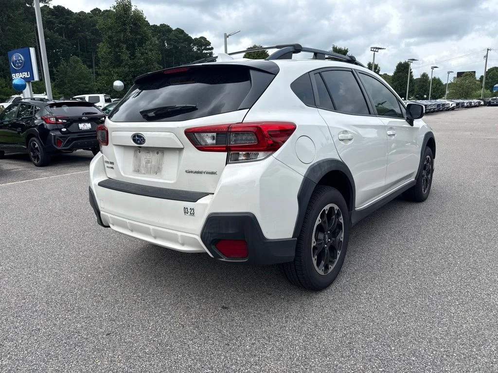 Used 2021 White Subaru Premium image 5