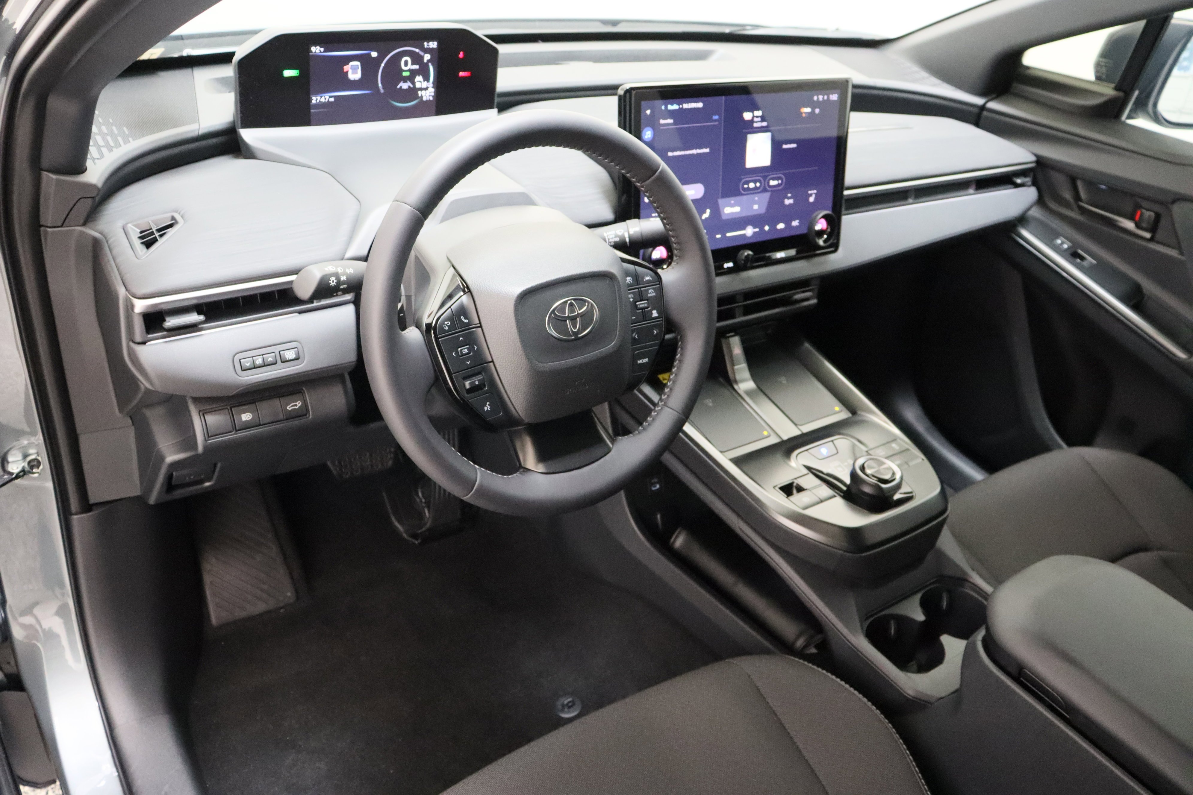 Certified Used 2026 OVERCAST Toyota SE (Electric) image 13