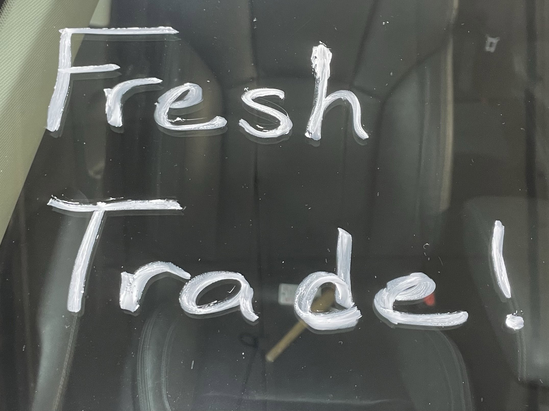 2014 Nissan Armada SL photo 2