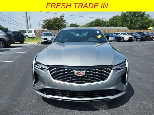 Used 2023 Silver Cadillac Luxury image 8