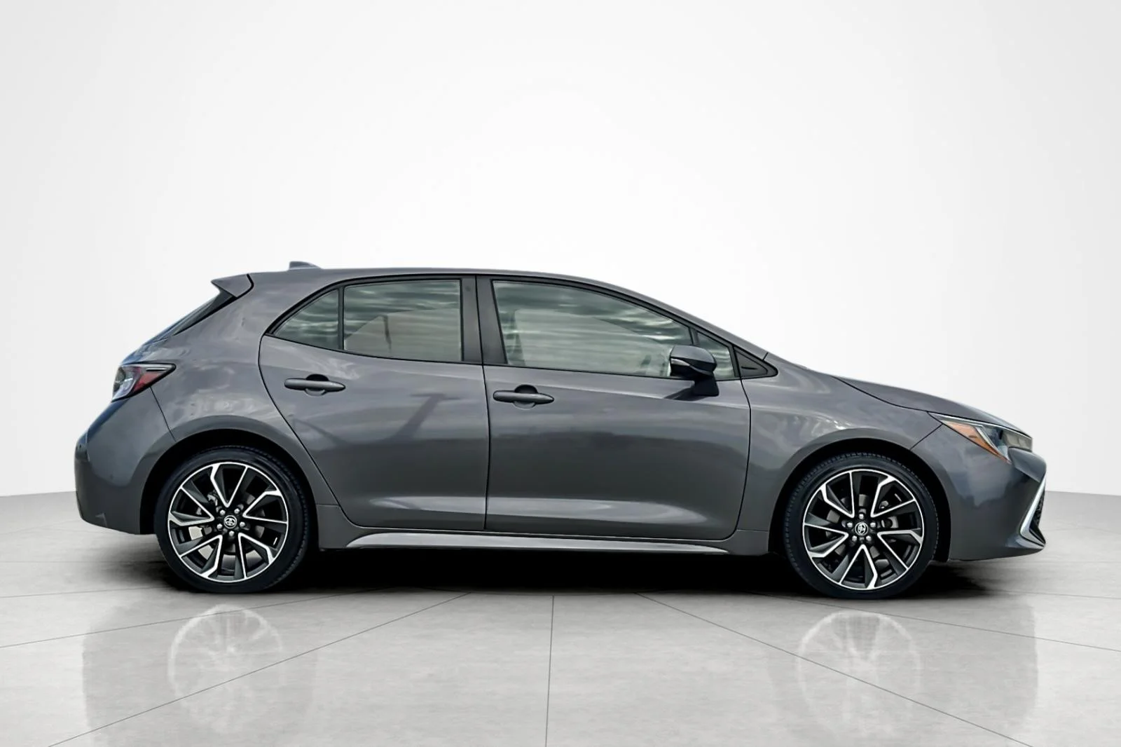 Certified Used 2021 MAGNETIC GRAY Toyota XSE image 6