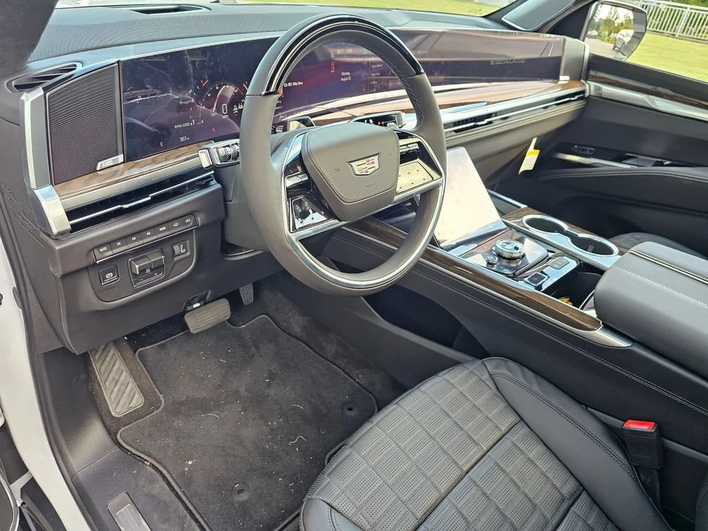 New 2026 Vibrant White Tricoat Cadillac Platinum Sport image 22