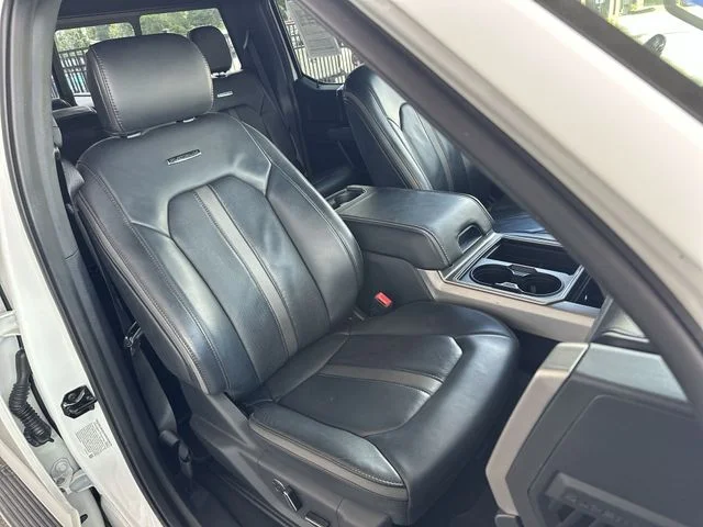 Used 2022 White Ford Platinum image 27