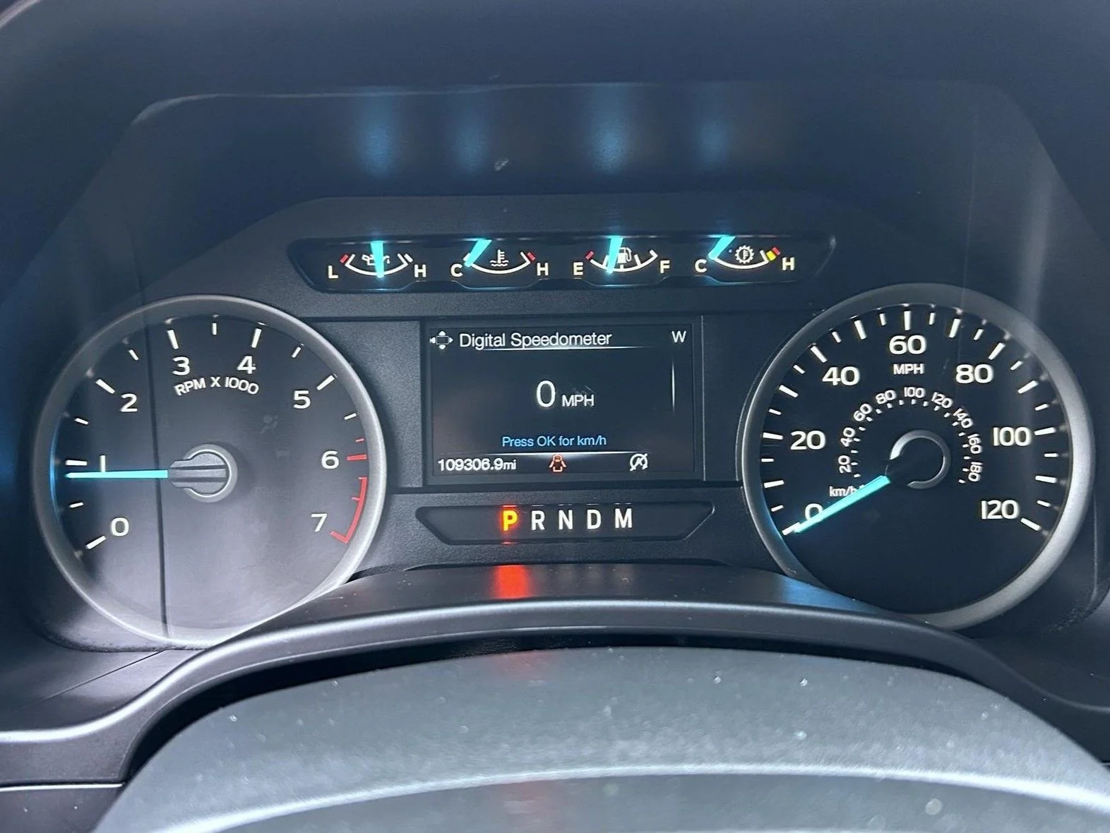 Used 2020 Black Ford XLT image 14