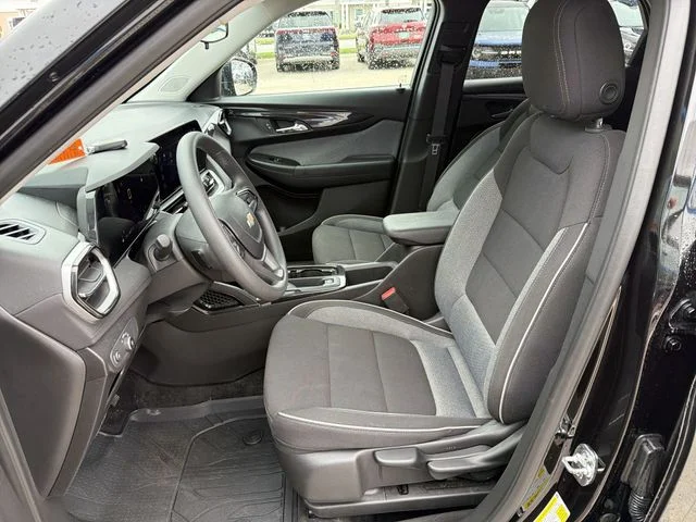 Used 2025 Black Chevrolet LS image 13