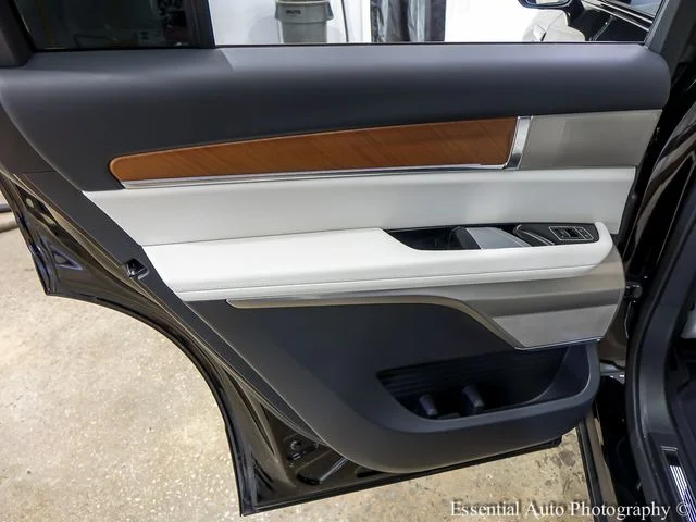 2026 Cadillac VISTIQ Luxury - Photo 26