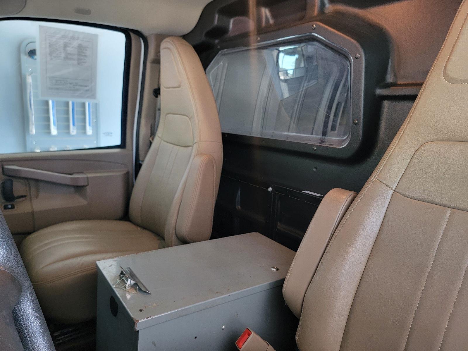 2020 Chevrolet Express Cargo Work Van - Photo 18