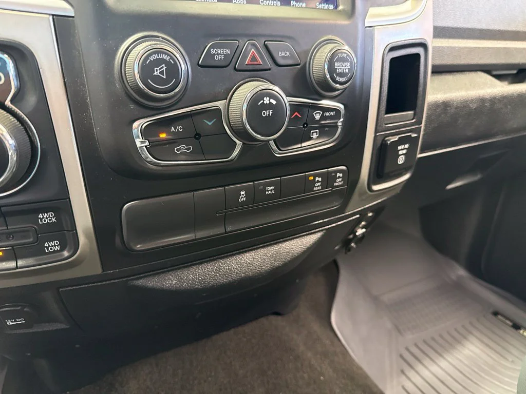 Used 2018 White Ram Big Horn image 25