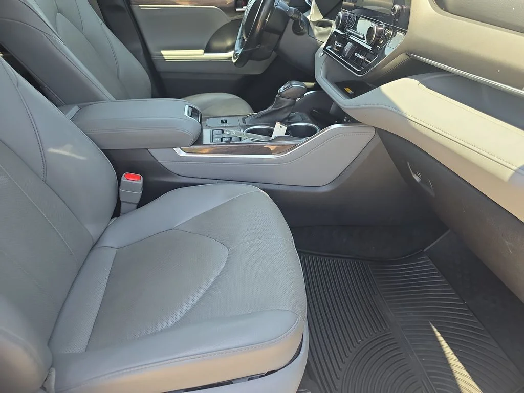 Used 2023 Magnetic Gray Metallic Toyota Hybrid Limited image 11