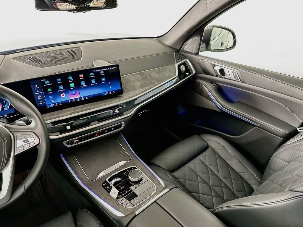 Used 2025 Gray BMW sDrive40i image 24