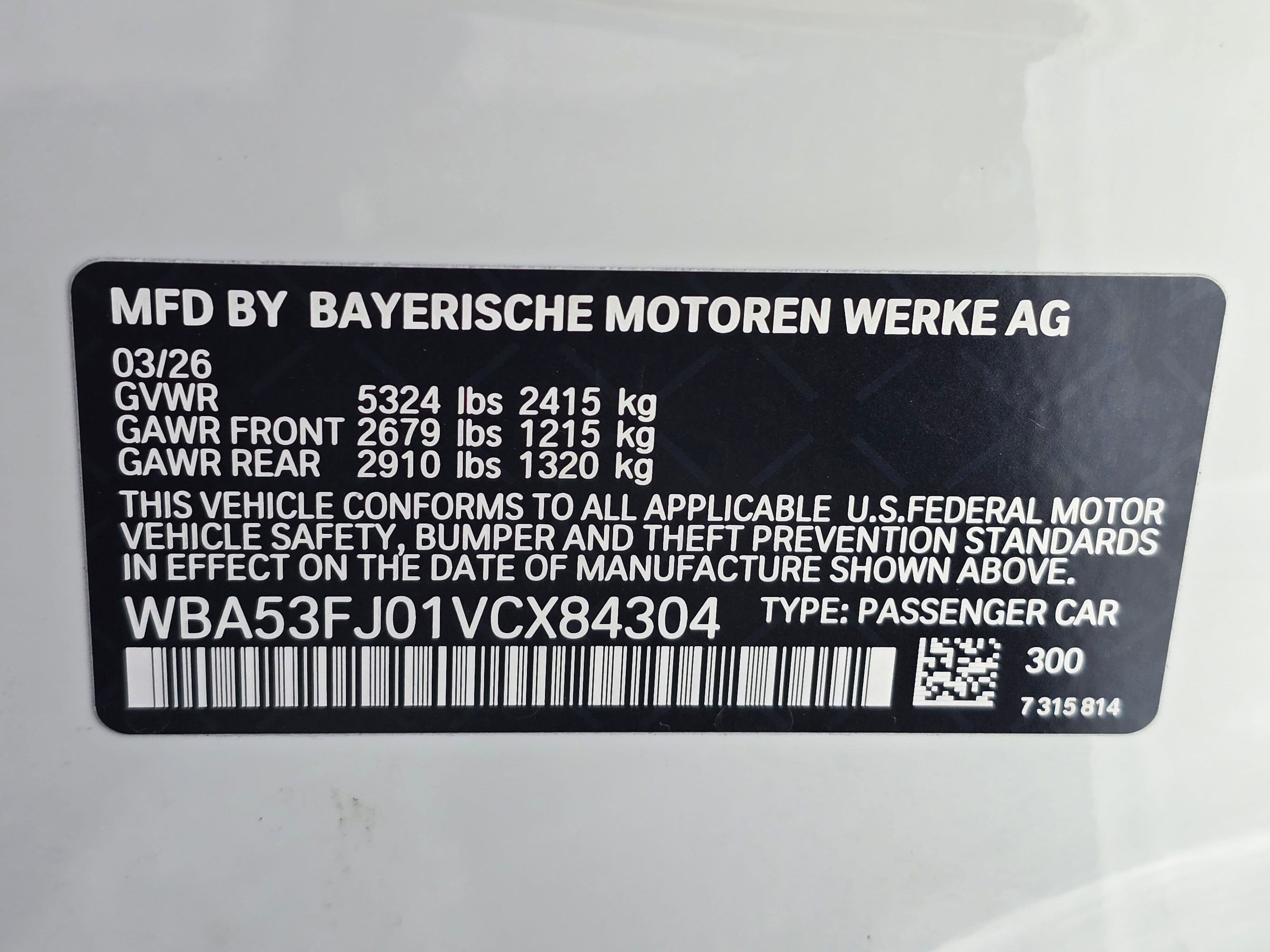 New 2027 Alpine White BMW 530i xDrive image 31