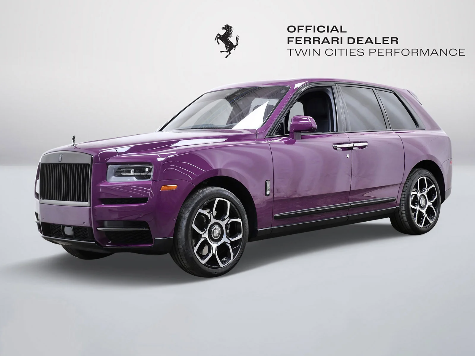 2022 Rolls-Royce Cullinan Black Badge's photo
