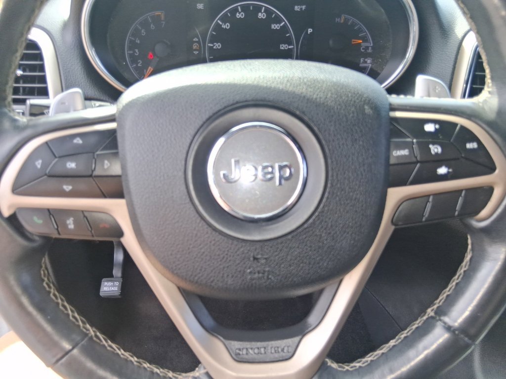 Used 2017 White Jeep Limited image 11
