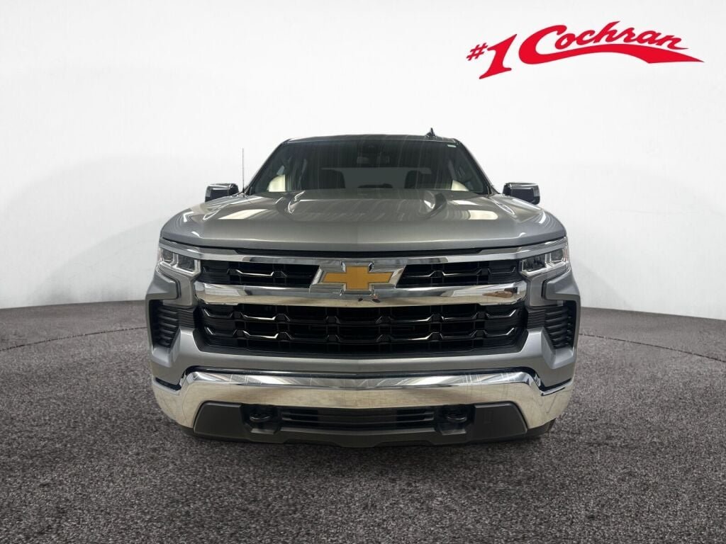 Used 2024 Sterling Gray Metallic Chevrolet LT image 33