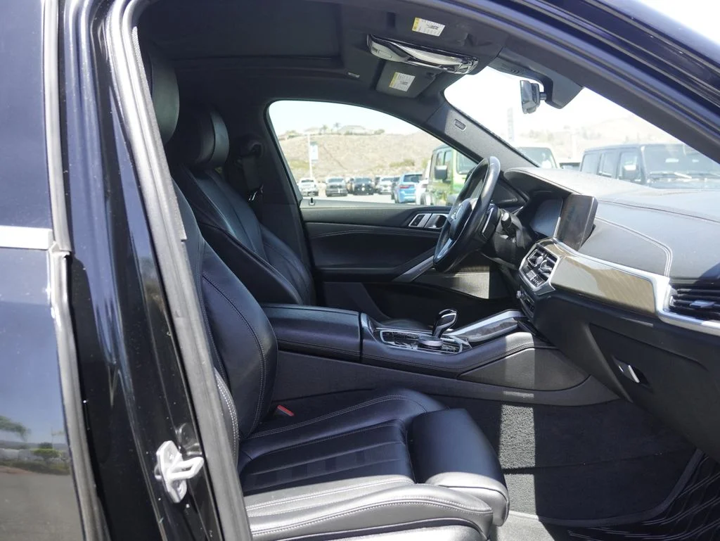 Certified Used 2022 Black BMW xDrive40i image 25