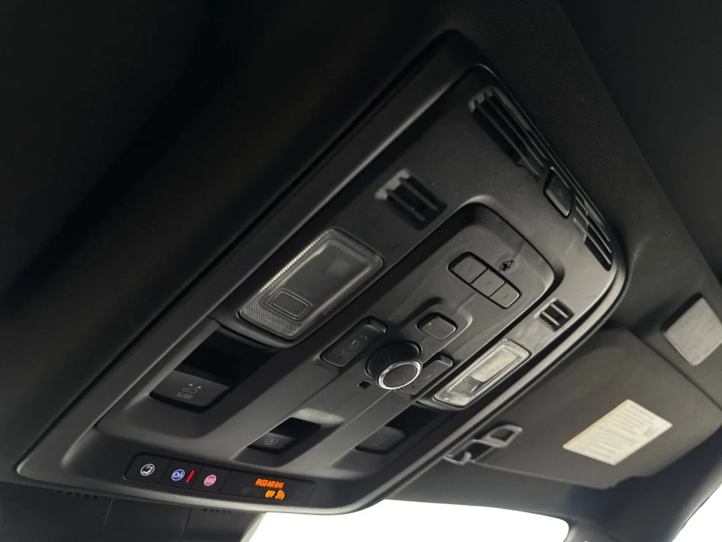 Used 2023 Black Cadillac Sport image 80