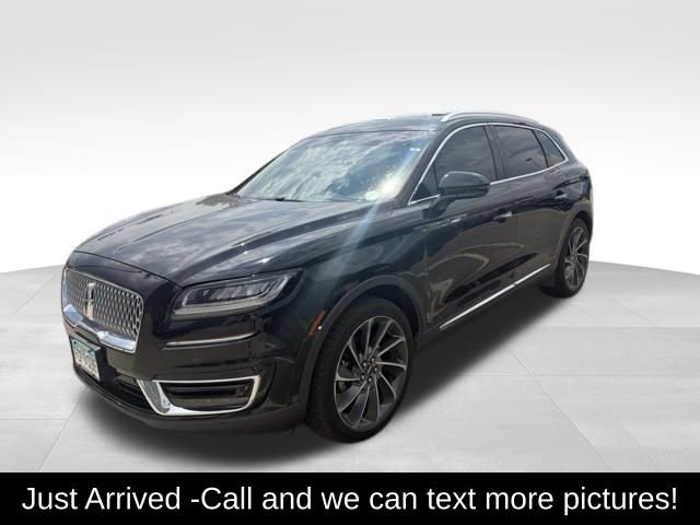 Used 2019 Black Metallic Lincoln Reserve image 1