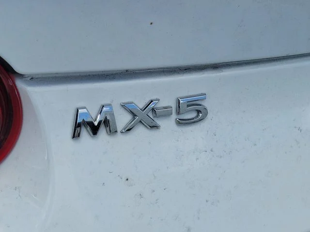 Used 2021 White Mazda Sport image 5