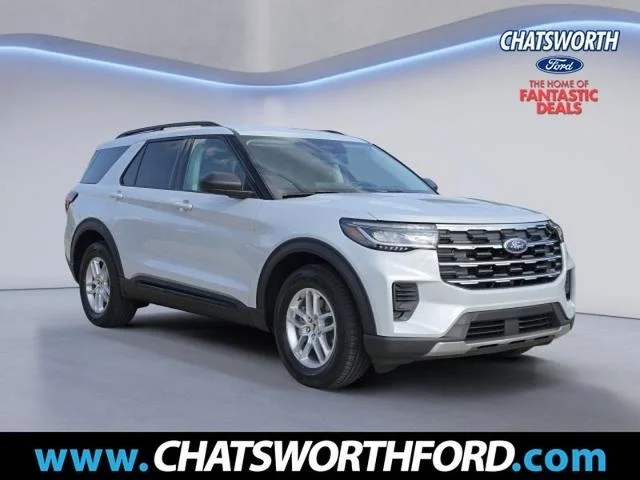 New 2026 Space White Metallic Ford Active image 1
