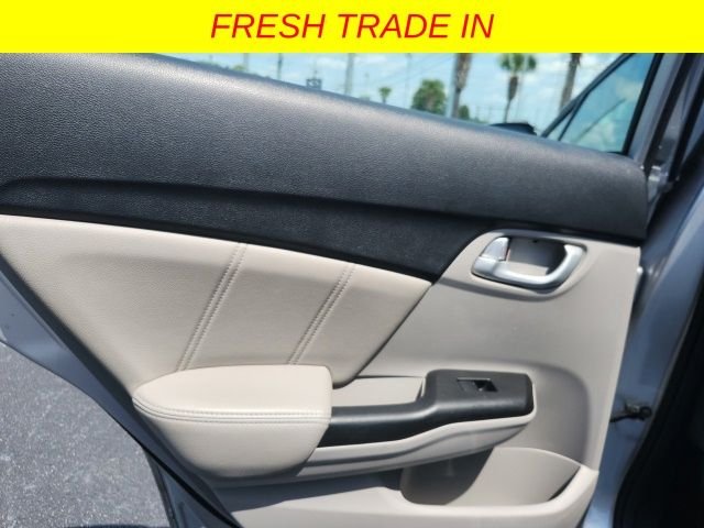 Used 2015 Silver Honda EX-L image 15