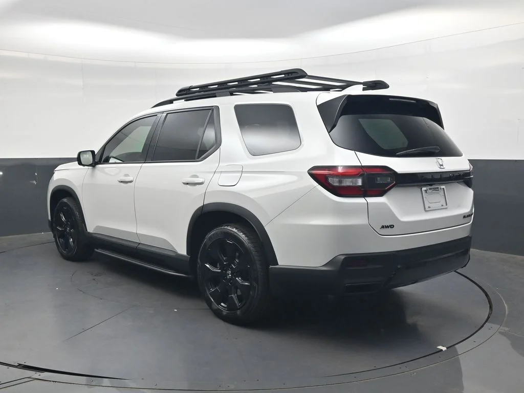 New 2026 Platinum White Pearl Honda Black Edition image 6
