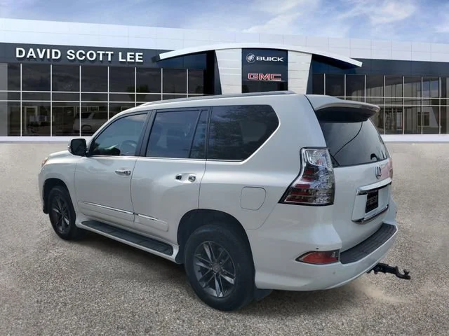 Used 2016 White Lexus 4DR SUV 4WD image 3